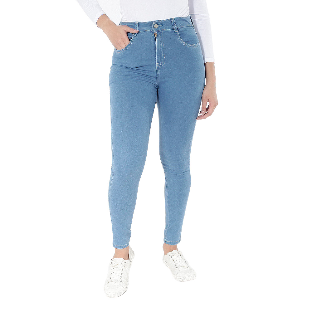 Azul cielo_#80daeb