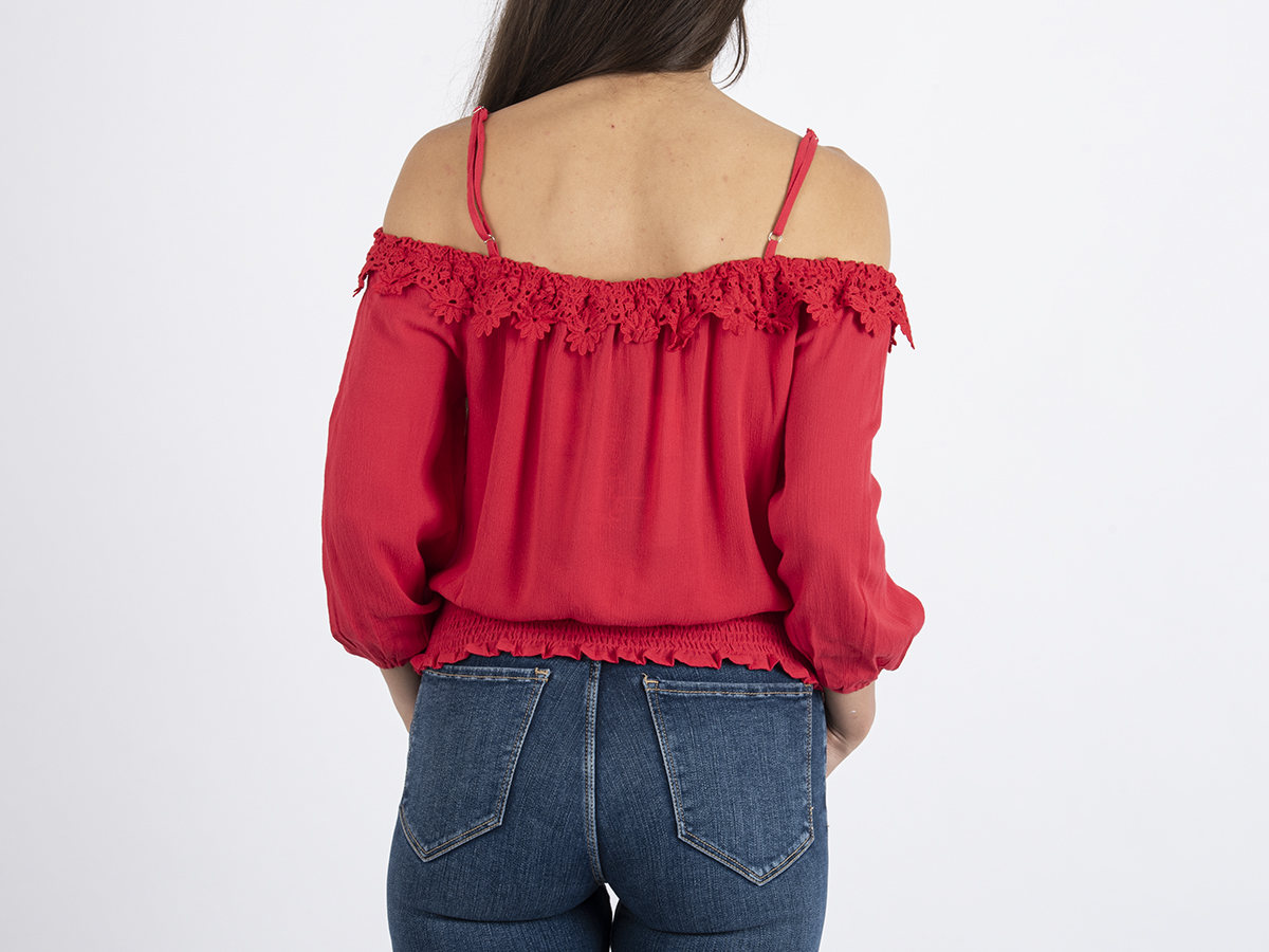 blusa de una manga larga