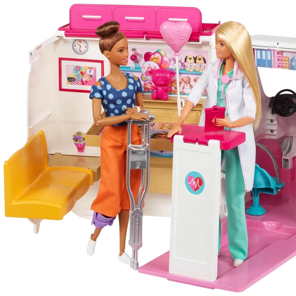 barbie hospital móvil