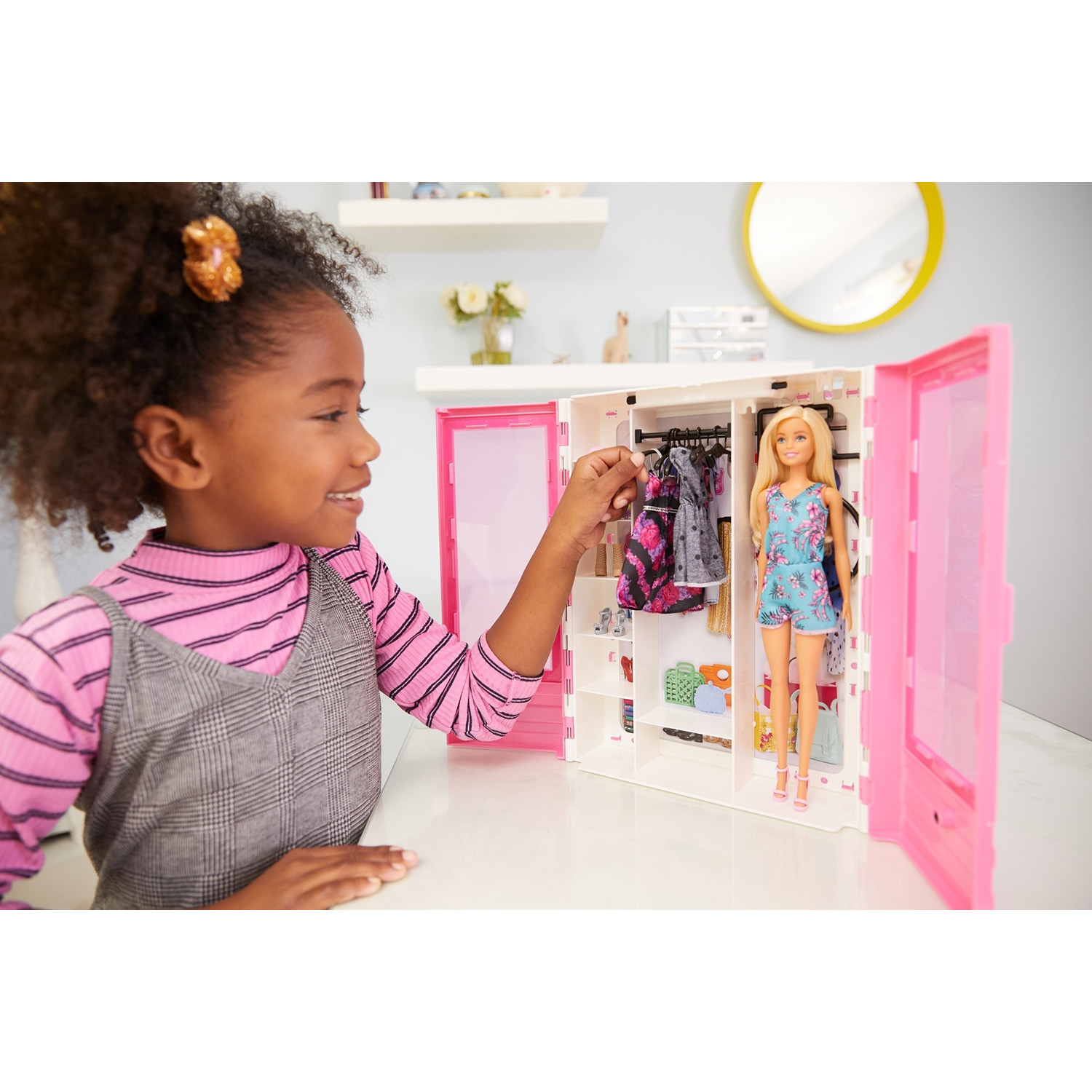 barbie fashionista closet de lujo